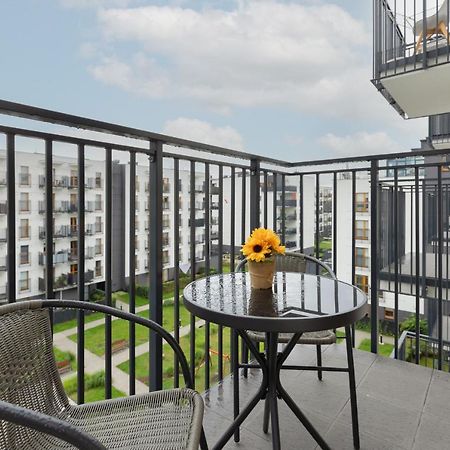 ורשה Cozy Apartment With Parking Bakalarska By Noclegi Renters מראה חיצוני תמונה