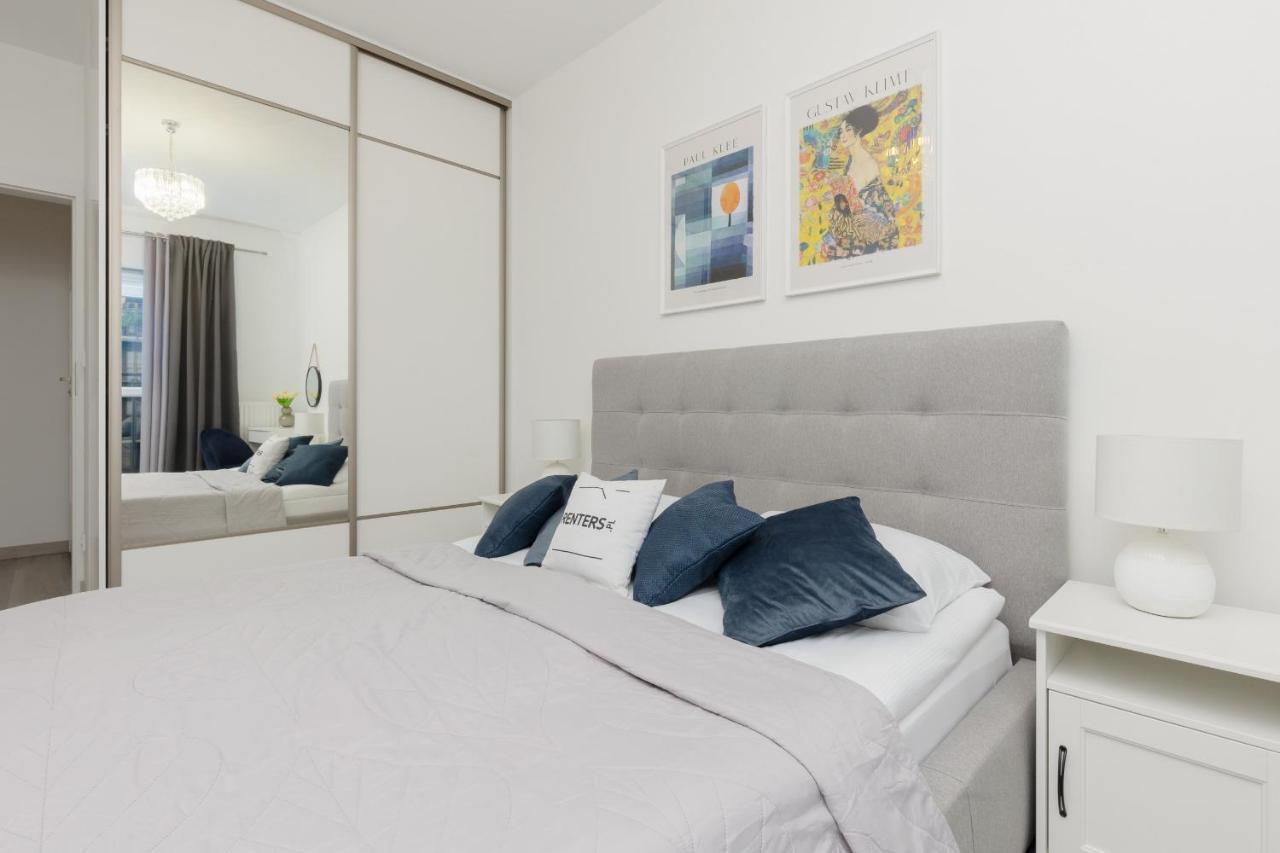ורשה Cozy Apartment With Parking Bakalarska By Noclegi Renters מראה חיצוני תמונה