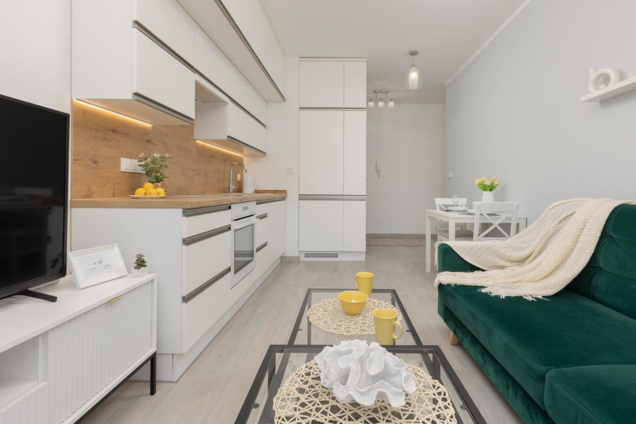 ורשה Cozy Apartment With Parking Bakalarska By Noclegi Renters מראה חיצוני תמונה