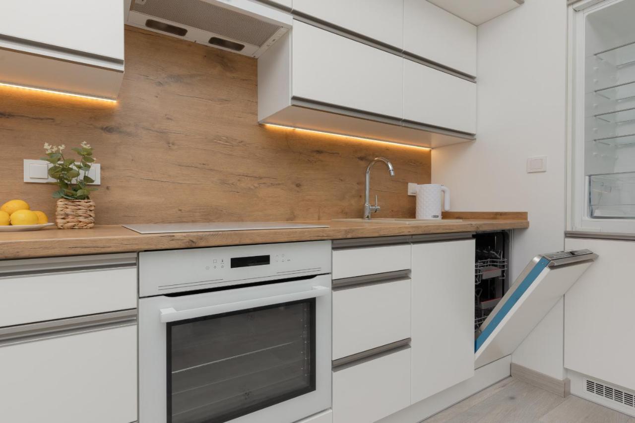 ורשה Cozy Apartment With Parking Bakalarska By Noclegi Renters מראה חיצוני תמונה